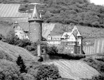 Burg Stahleck, our hostel overlooking the Rhine at Bacharach. Photos: Pfaffenberger