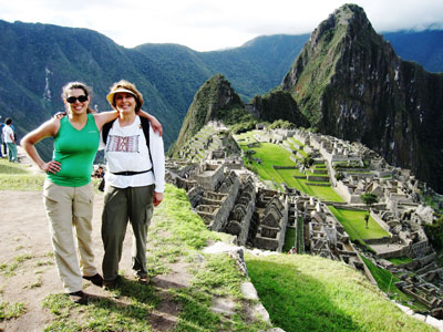 Helen Melman and her daughter, Rachel, at Machu Picchu (taken with a Canon Powershot A1200).