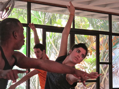 Rehearsal at Danza Contemporánea de Cuba. Photo courtesy of Pamela Fox