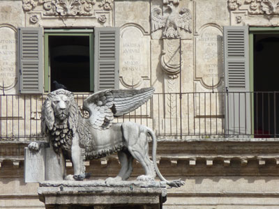 This winged lion, a symbol of the Venetian Republic and, today, of Venice and the Veneto region, stands in Verona’s Piazza della Erbe.