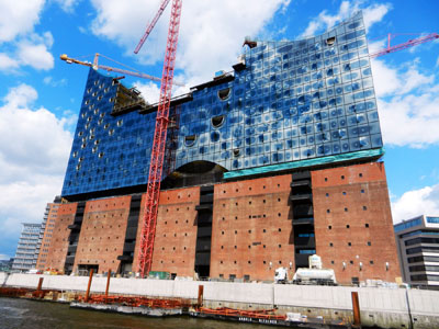 Hamburg’s Elbphilharmonie concert hall is the crown jewel in the redevelopment of its old port district. Photo by Rick Steves