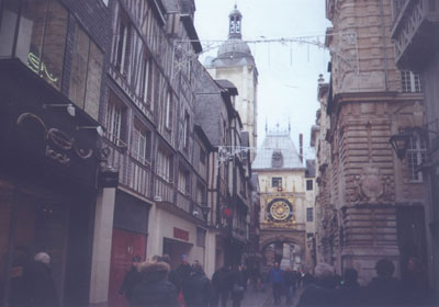 The astronomical clock in Rouen, France. Photos: Shart