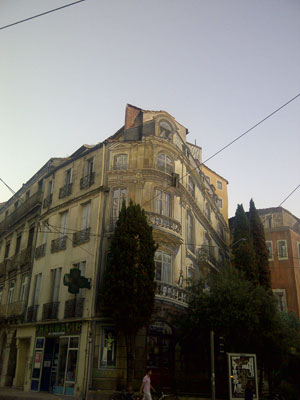 One of the city’s many trompe-l’oeil facades.