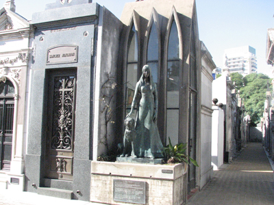 The statue of Liliana and her dog in La Recoleta Cemetery, Buenos Aires, Argentina. Photo by Steve Goch
