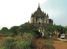 Dhammayangyi Temple, the largest one in Bagan.