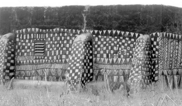 House in the Gurunsi tribal village of Tiebele in Burkina Faso