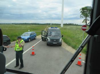 Travel documents were checked at the Latvia/Estonia border crossing. Photo by Bonnie Carpenter
