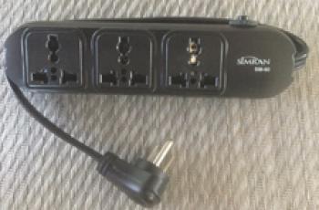 The Simran SM-60 power strip has three universal outlets. Photo by David Collins