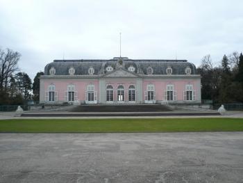 The main hall of Benrath Palace.