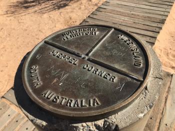 A marker at the intersection of three Australian states.