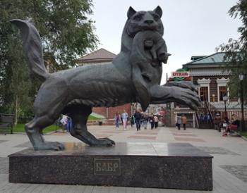 Irkutsk’s statue of a <i>babr</i>, a mythical beast (part tiger, part beaver), portrayed on the city’s coat of arms. Photos by Ken Levine