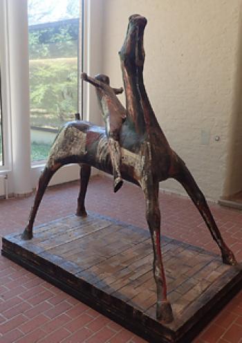 Marini’s “Cavallo e cavaliere” — Kröller-Müller Museum.