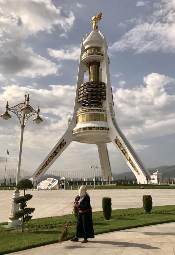 Ashgabat’s Arch of Neutrality, topped with the gold statue of Turkmenistan’s first president (“for life”), Saparmurat Niyazov.
