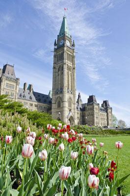Canada’s Parliament and the Peace Tower — Ottawa, Ontario. Photo: © Chiya Li/123rf