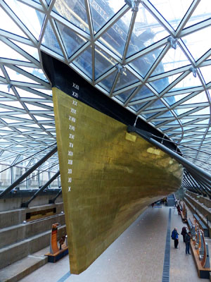 Visitors to the ‘Cutty Sark’ in London’s Greenwich district can walk under the ship, which has been raised 11 feet above her dry dock. Photo by Gretchen Strauch