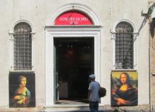 Façade of the Leonardo da Vinci Museum. Photo by Victor Block