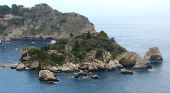 Just offshore, Isola Bella (Sicily) was the site of Florence Trevelyan’s first garden.