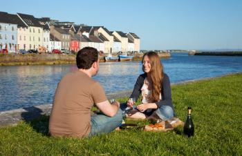 A simple picnic on the waterfront can give you a new perspective on the city